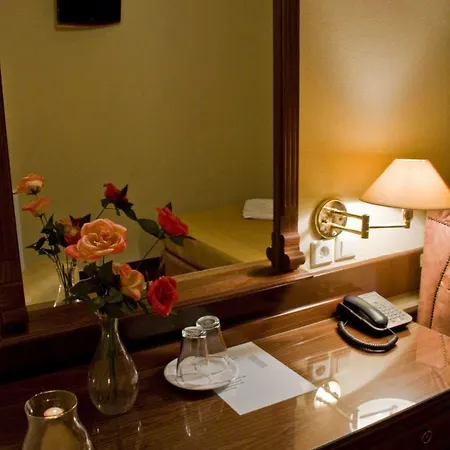 Hotell Galini Palace 3*